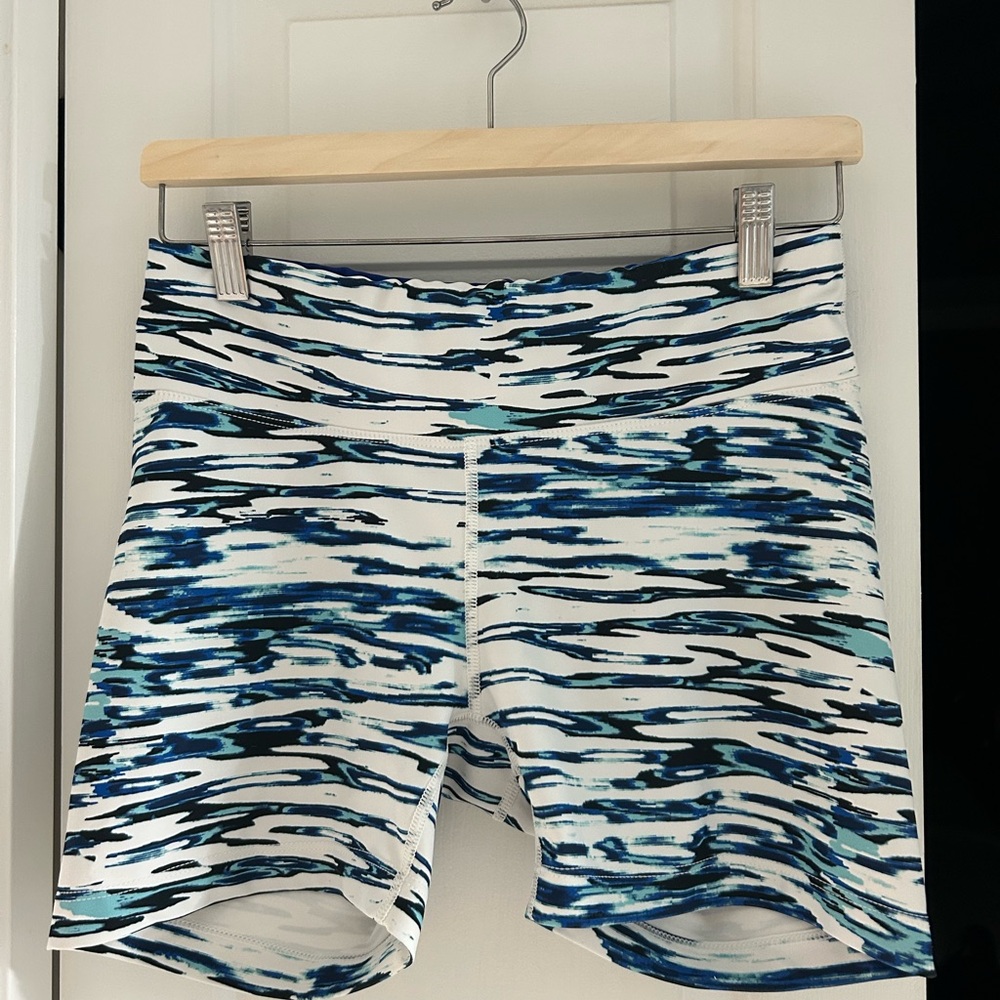 Oiselle spandos shorts